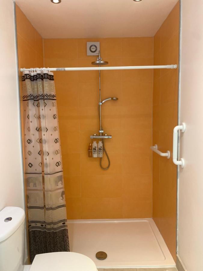 Puffin. Comfortable Annexe Central פאלמות' מראה חיצוני תמונה